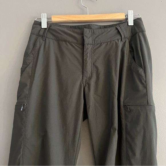REI Womens Cargo Pants Outdoor Hiking UPF 30+ Bungee Cuffs Green Sz 2 - Picture 4 of 11